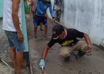 Pemdes Karangayar Tingkatkan Jalan Desa