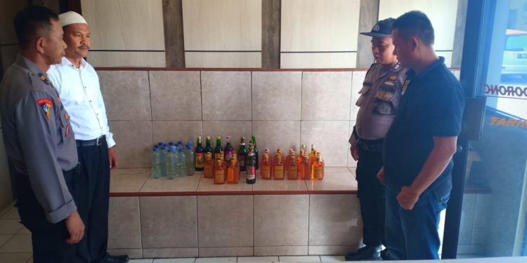 Jelang Natal dan Tahun Baru 2020, Polsek Gebang Gencar Razia Miras