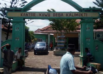 Bupati Cirebon : Tak Dipercaya Masyarakat “Mundur”