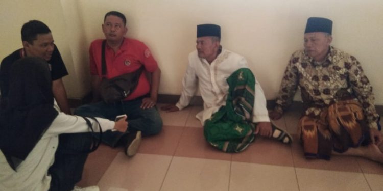 Warga Desa Kalimukti Ngadu Ke Bupati Minta Oknum Kuwu Diduga Bejad Moral Diberhentikan