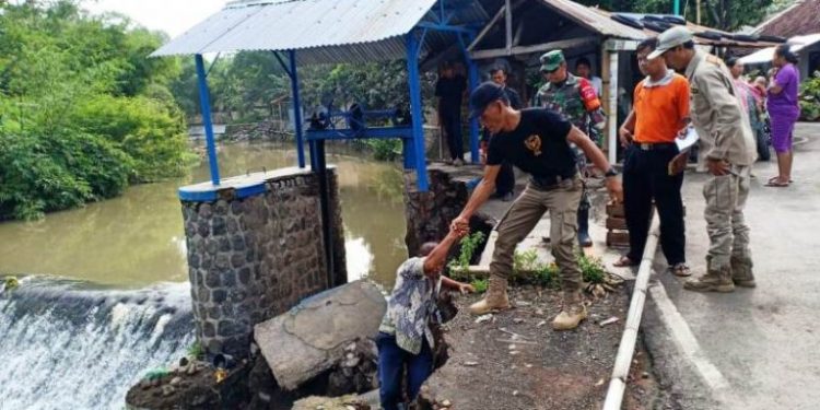 Talud Longsor Ancam Irigasi Dukuh Purbanala Jatisawit