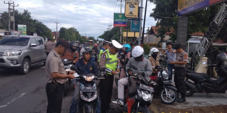 Polsek Gunung Jati Gelar Razia Kendaraan