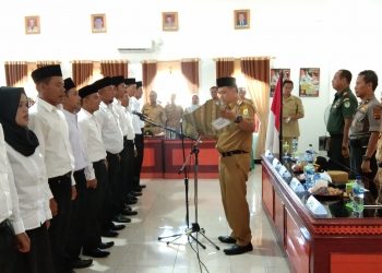 Pelantikan 10 Perangkat Desa Sigong Dan 4 Perangkat Desa Sarajaya Berlangsung Kondusif