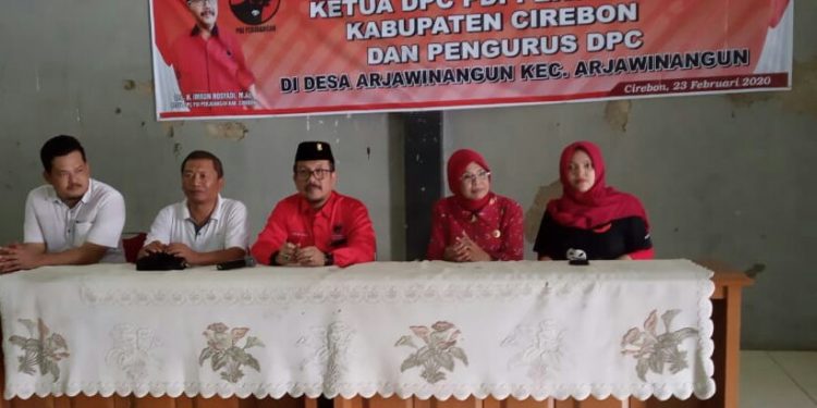 Kuwu Arjawinangun Apresiasi Atas Bantuan Sembako Dari DPC PDIP Kabupaten Cirebon