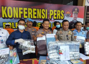 Ribuan Butir Obat Sediaan Farmasi Tanpa Ijin Edar Disita Sat Narkoba Polres Cirebon Kota
