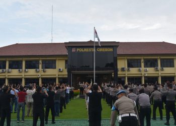 Jaga Kebugaran dan Kesehatan, Polresta Cirebon Gelorakan Senam AW S3