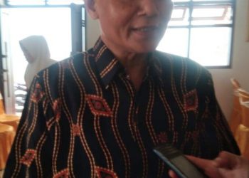 KEPALA SDN, PARA GURU HARUS TETAP SEMANGAT DAN IKHLAS MENDIDIK, MEMBIMBING PESERTA DIDIKNYA, LAKSANAKAN APA YANG DIARAHKAN KADISDIK KABUPATEN CIREBON