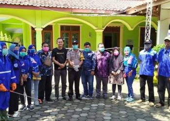 Ikut Antisipasi Covid-19, Demokrat Semprot Fasum dan Fasos di Tiga Wilayah