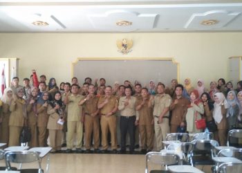 Kadisdik Kabupaten Cirebon Mendadak Bertemu Dengan Guru Honorer Sekecamatan Arjawinangun