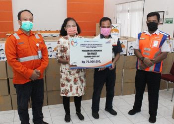 KAI Salurkan Bantuan Sembako Gratis Bulan Ramadhan