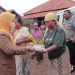 Peduli Covid-19, DP3A Bagikan Masker dan Beras Untuk Kaum Perempuan
