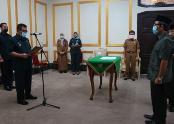 Wali Kota Cirebon Lantik Direktur Teknik Perumda Air Minum Tirta Giri Nata