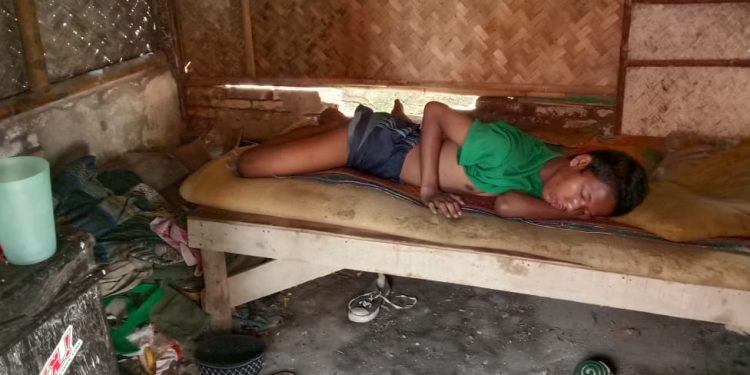 Hidup Sebatang Kara, Selamet Bocah Remaja Astana Japura Butuh Perhatian Serius Pemerintah