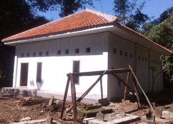 Pembangunan Pendopo Makam Ki Buyut Brajageni dan Ki Brajaungkara Dipertanyakan