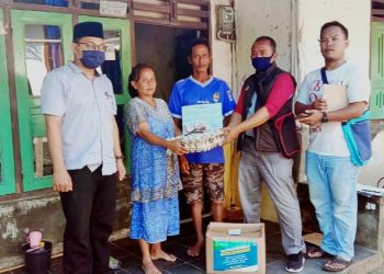 Usai Tuntasnya Penyaluran BLT, 264 KK di Desa Susukanagung Terima Distribusi Sembako BanProv