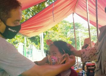 jurnalis Cirebon Peduli Anak,  Bagikan 1000 Masker Karakter