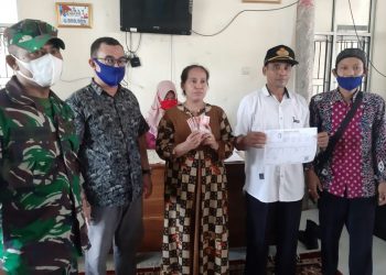Kuwu Desa Lungbenda Pantau Dan Awasi Penyaluran BLT Dana Desa