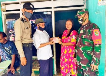 Datangi Rumah Warga Penerima Bantuan, Pemdes Curug Salurkan BLT Tahap Kedua