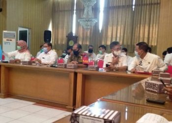 FORUM LSM KABUPATEN CIREBON MINTA TABIR ANGGARAN  COVID-19 DIDUGA Rp. 155 MILIYAR DI KABUPATEN CIREBON DIBUKA SECARA TRANSPARAN DAN TERPERINCI