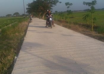 Jalan Poros Tulangkacang di Beton