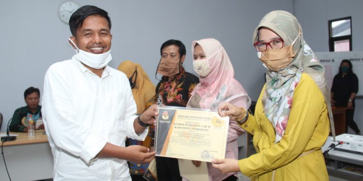 KPU Indramayu Raih 5 Penghargaan