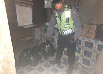 Petugas Gabungan Sita 154 Liter Tuak