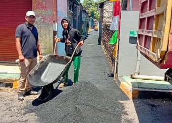Cair Bantuan Provinsi, Pemerintah Desa Curug Hotmix Jalan Pemukiman