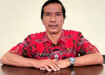 Cair Bantuan Gubernur, Pemdes Picungpugur Lanjutkan Pembangunan Kantor Balai Desa
