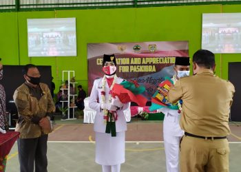 Ina Disambut Bagai Bah,   Pejuang Turun dari  Perang