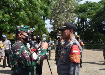 Dandim 0620 Kabupaten Cirebon dan Forkompimda Bagikan 2,5 Juta Masker Secara Serentak