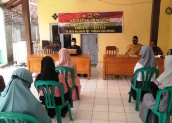 KUA Bumiayu Sosialisasikan Revisi UU Perkawinan Nomor 1 Tahun 74 di Non Fisik TMMD Reguler
