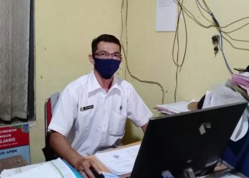 PEMDES CISAAT LAKSANAKAN GERAKAN SETENGAH MILIAR MASKER DAN MINTA MASYARAKAT PERKETAT PROTOKOL KESEHATAN