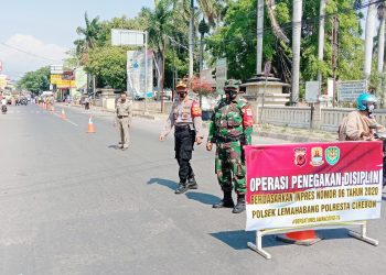 Polsek Lemahabang Bersama Koramil Sindanglaut dan POl PP Gelar Operasi Penegakan Disiplin