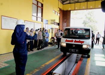 Uji KIR , Dishub Brebes Terapkan Pembayaran Elektronik