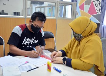 Dimasa Pandemi COVID-19, 21 UMKM di Indramayu dapat Pinjaman Modal Usaha dari Pertamina