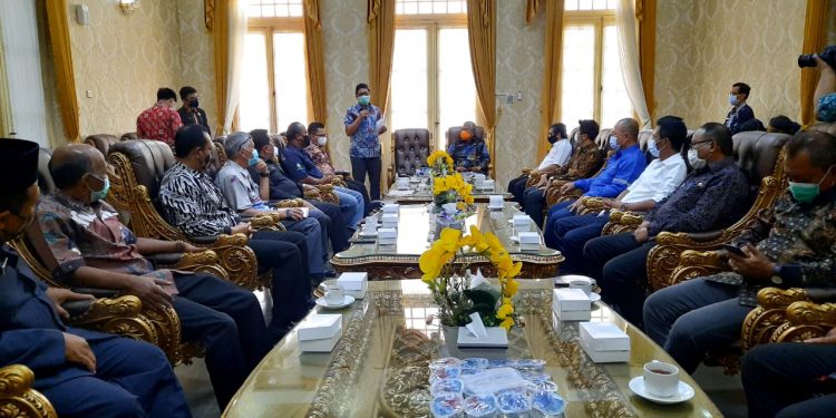 139 Rumah Tangga Tidak Mampu Dapat Listrik Gratis