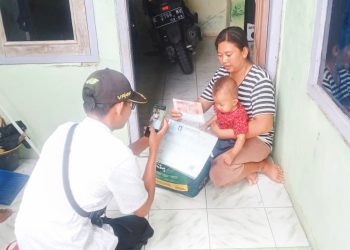 Waduh !! Ada Potongan Uang Program Sembako BanProv di Desa Kaligawe