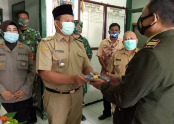 Jajaran Pemkab dan Polres Brebes Berikan Kado di HUT TNI ke – 75