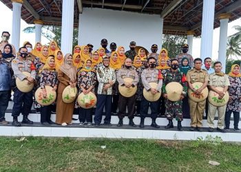 Kabag Binopsnal Dit Binmas Polda Jabar Kunjungi Kampung Tangguh Sangkan Lodaya Desa Sindangjawa