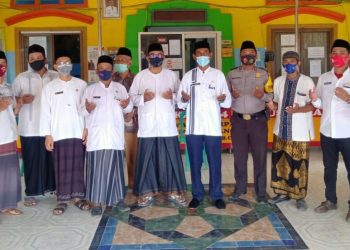 Kuwu Dan Perangkat Desa Jungjang : Peringatan Hsn Momentum Mengangkat Kembali Peran Santri Dalam Memperjuangkan Peningkatan Kemajuan di Berbagai Bidang