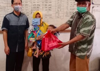 Salurkan PMT Dari Dana Desa 2020 Untuk Balita Gizi Buruk