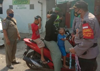 Tak Kenal Lelah, Tim Gabungan Terus Gencar Razia Masker