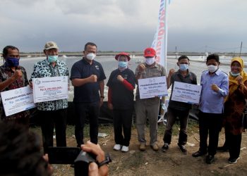 Tinjau Petani Vaname di Brebes , Edhy Beri Solusi Hingga Bantuan