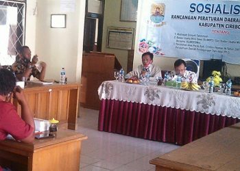 Anggota DPRD Kabupaten Cirebon Sosialisasikan Perda Inisiatif DPRD Tentang MDT, Bumdes/Bumdesma Dan Perubahan Perda No 16 Tahun 2007