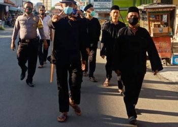 SEDEKAH BUMI DESA JUNGJANG, NAPAK TILAS, TAHLIL DAN DOA BERSAMA DIPETILASAN MBA KUWU SANKAN