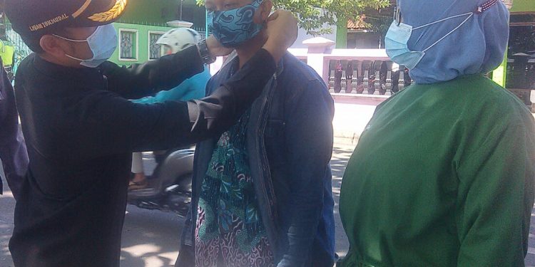 LURAH TUKMUDAL : MARI KITA LAKUKAN DAN TEGAKKAN DISIPLIN 3 M