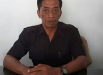 Pengabdian Kuwu Masnam Tak Kenal Waktu Ditengah Pandemi Covid-19 Tetap Mengoptimalkan Pelayanan