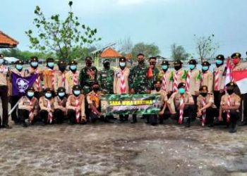 Pramuka SWK Songgom, Long Mars dan Bersih – Bersih di Parin