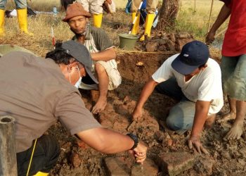 BPCB Banten Lakukan Ekskavasi Penyelamatan Bangunan Terduga Candi di Indramayu