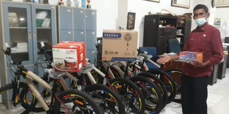 APA YANG DILAKUKAN PEMDES JUNGJANG UNTUK MENINGKATKAN KESADARAN WARGA DALAM MEMBAYAR PBB PATUT DITIRU DAN DICONTOH